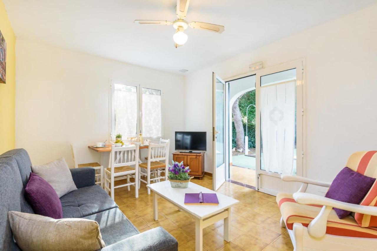 Villas Isi & Ana Mestral Cala'N Blanes  Bagian luar foto